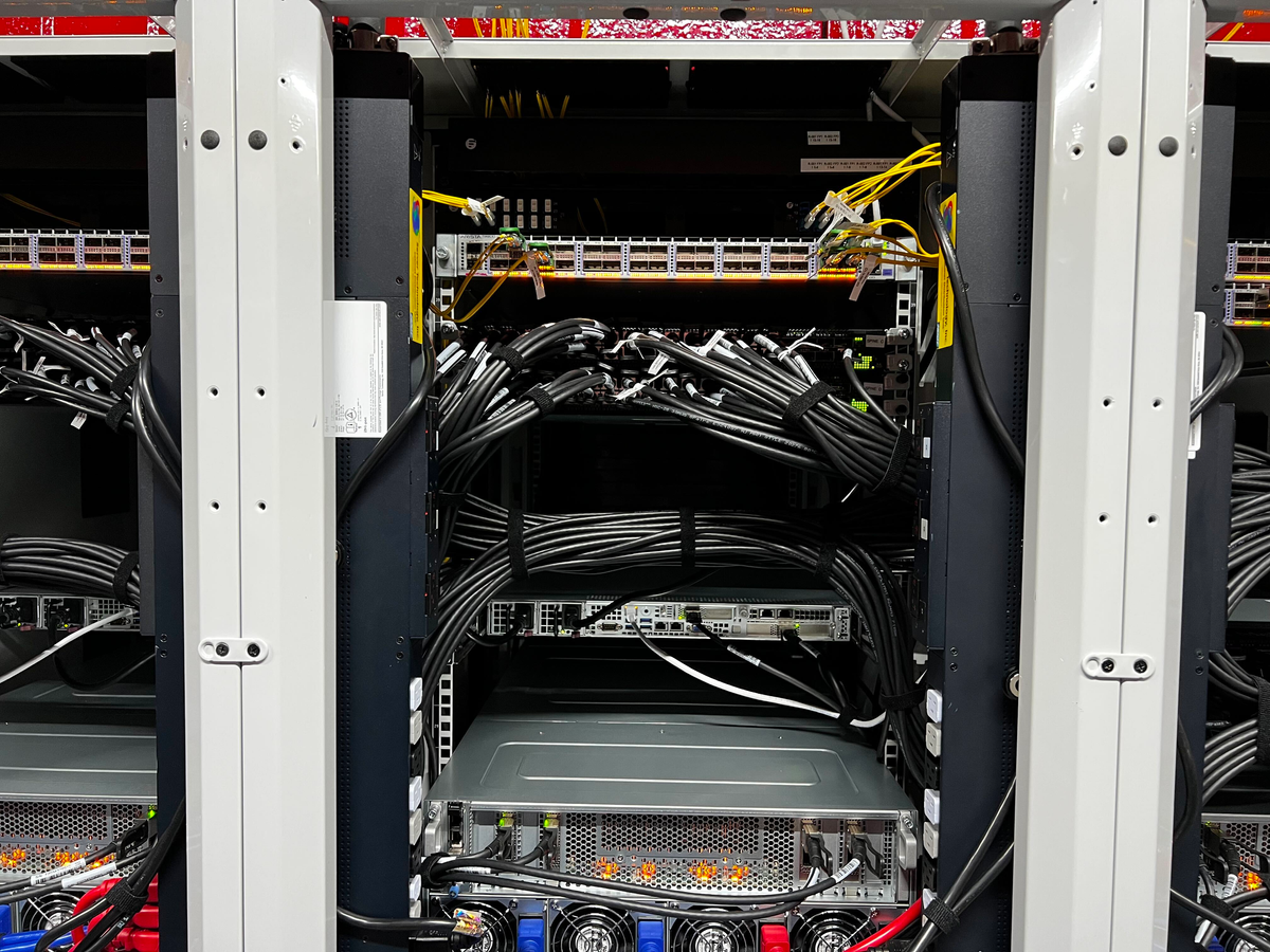 NVIDIA Mellanox Quantum leaf switches in the CoreWeave LAS1 datacenter